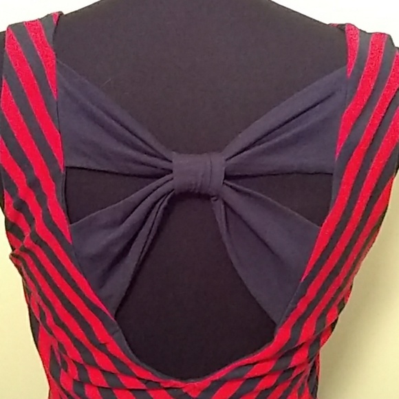 Monteau Strip Peplum Top - Picture 4 of 5